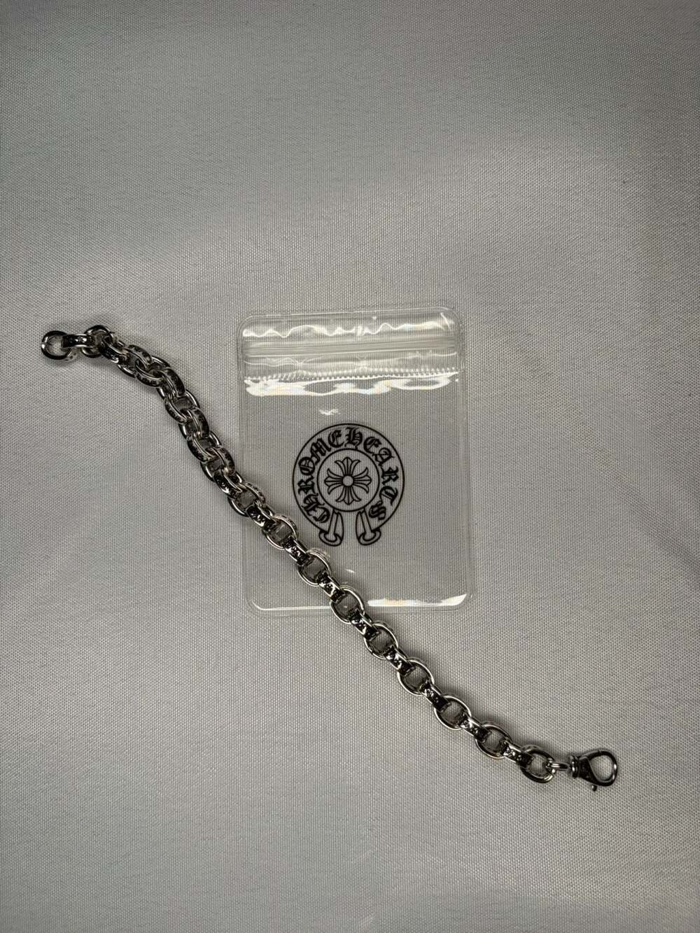 Y2K Paper Chain Bracelet - Picture 6 of 6